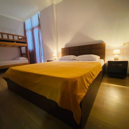 Mimino Lejlighedshotel Batumi Eksteriør billede