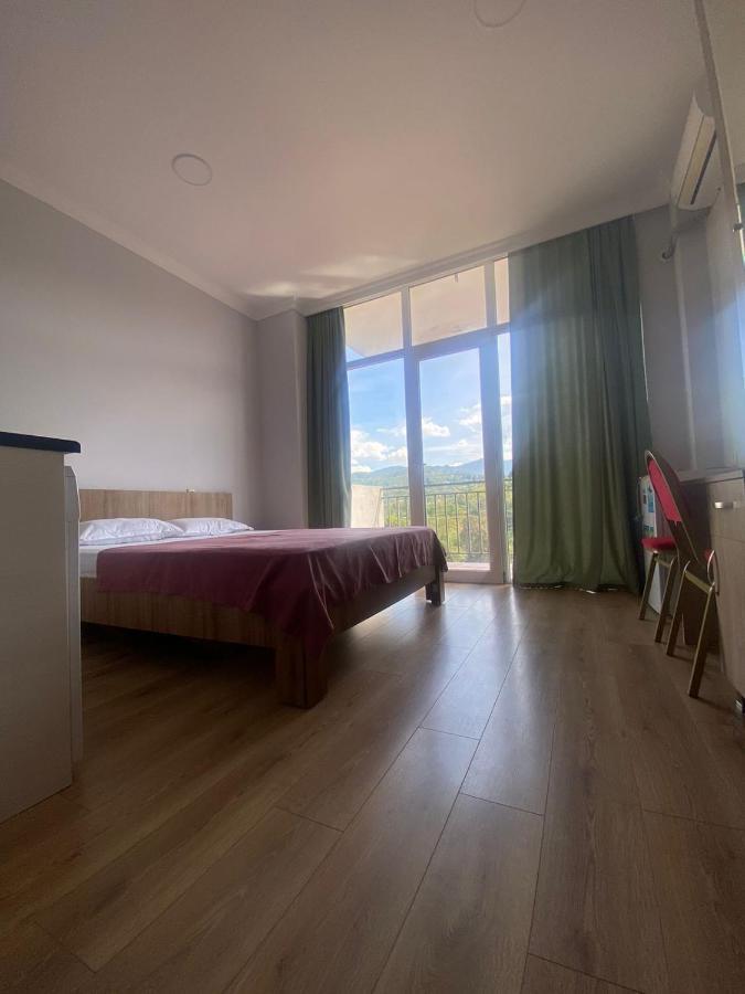 Mimino Lejlighedshotel Batumi Eksteriør billede