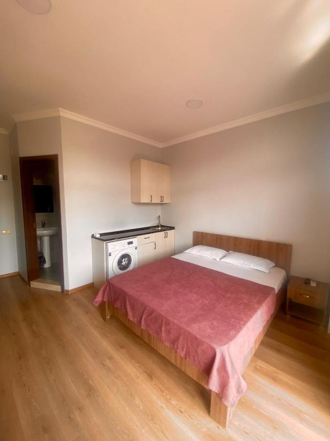 Mimino Lejlighedshotel Batumi Eksteriør billede
