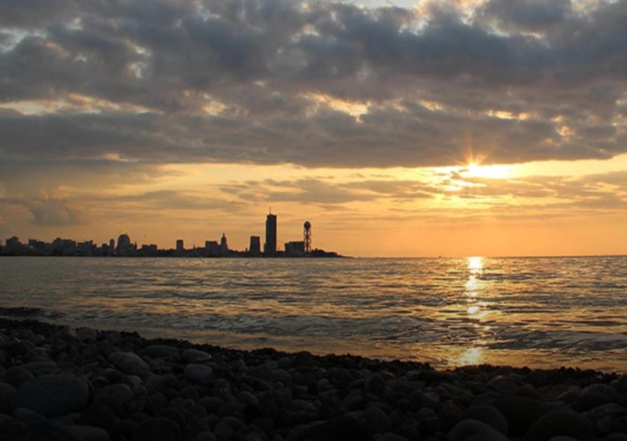 Mimino Lejlighedshotel Batumi Eksteriør billede