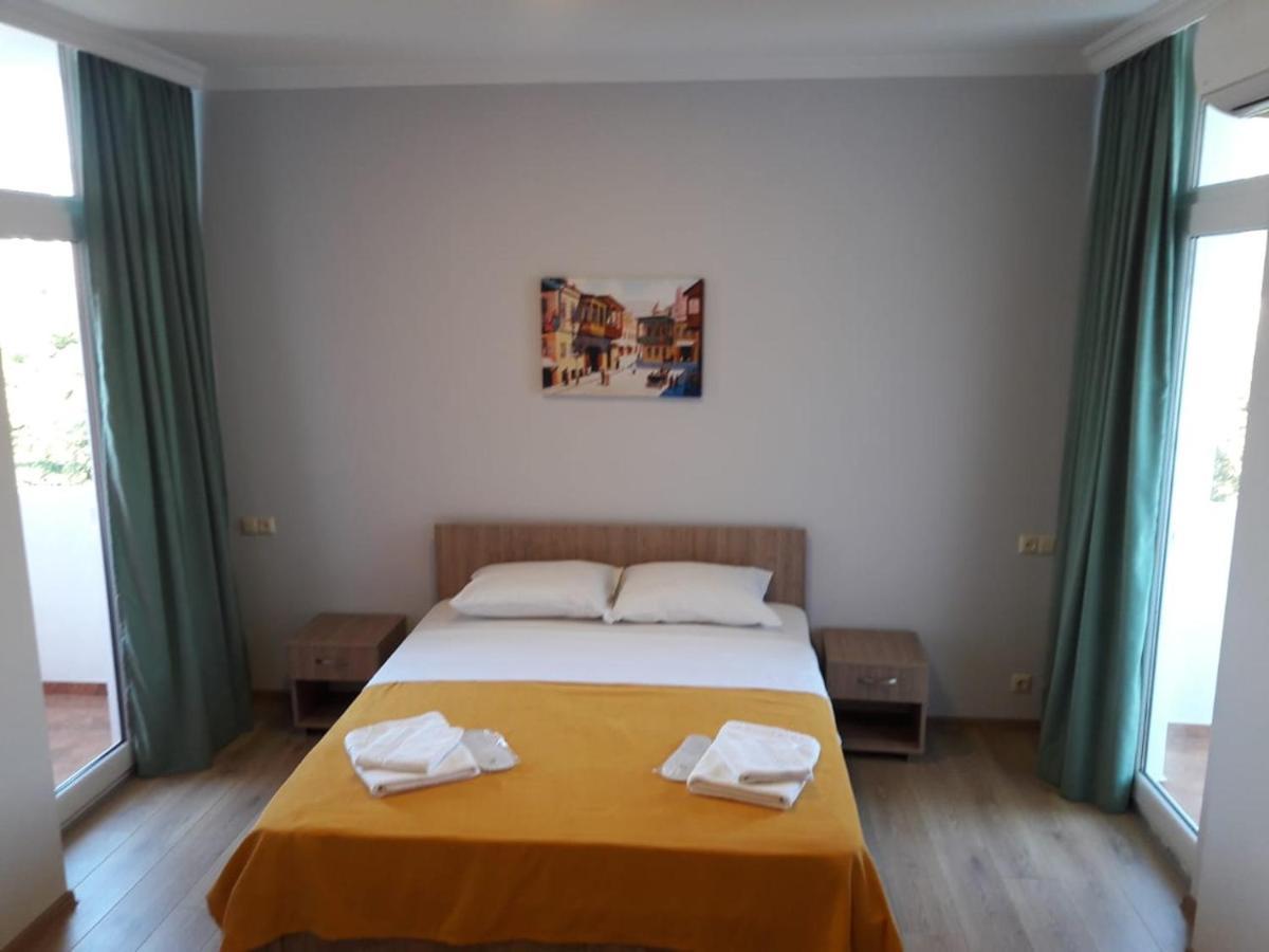 Mimino Lejlighedshotel Batumi Eksteriør billede